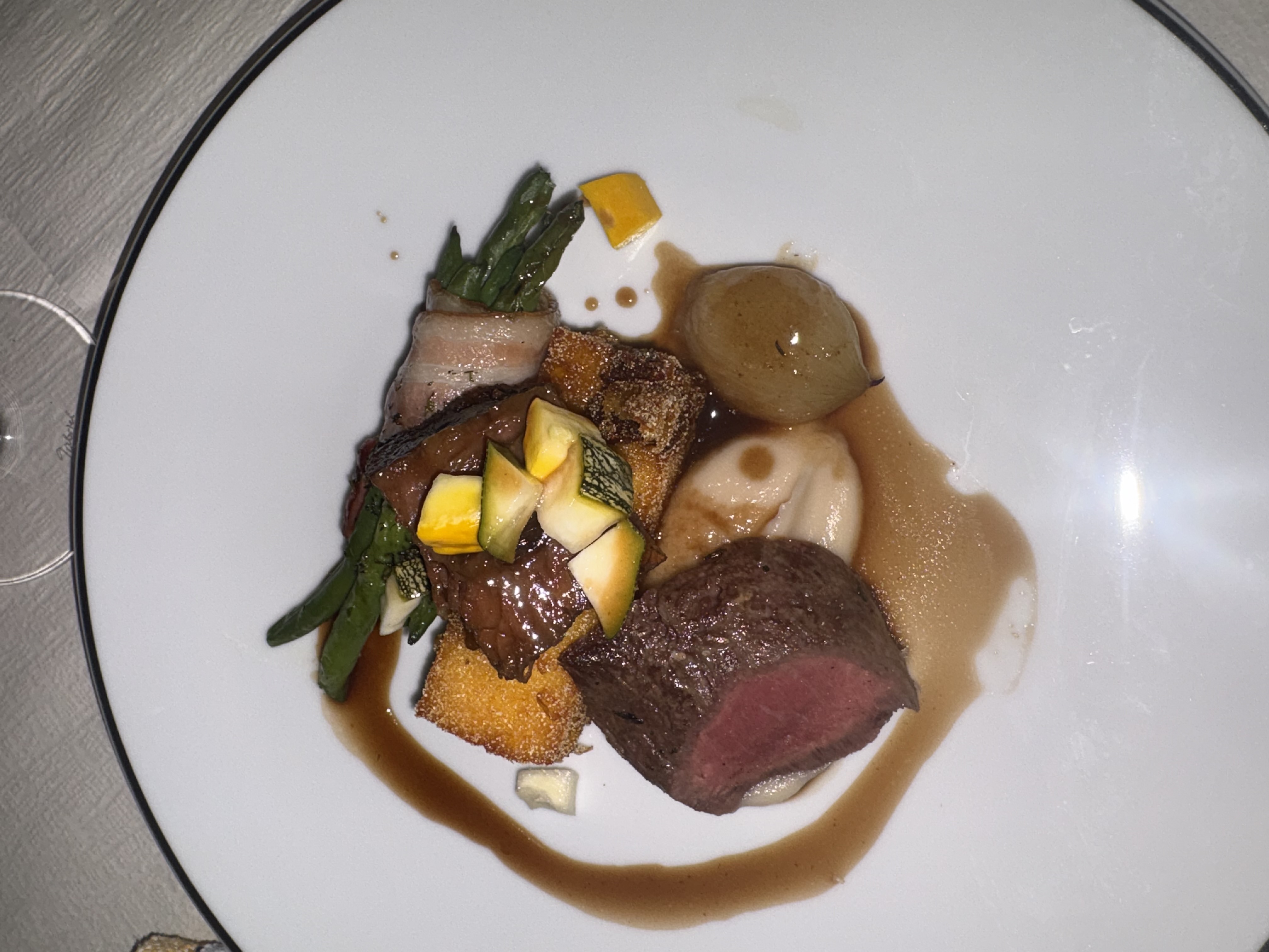 https://sarahweishaupt.ch/media/pages/home/visual-pop-up-restaurant-nr-22/67424b0acc-1789587267/img_2947.jpeg