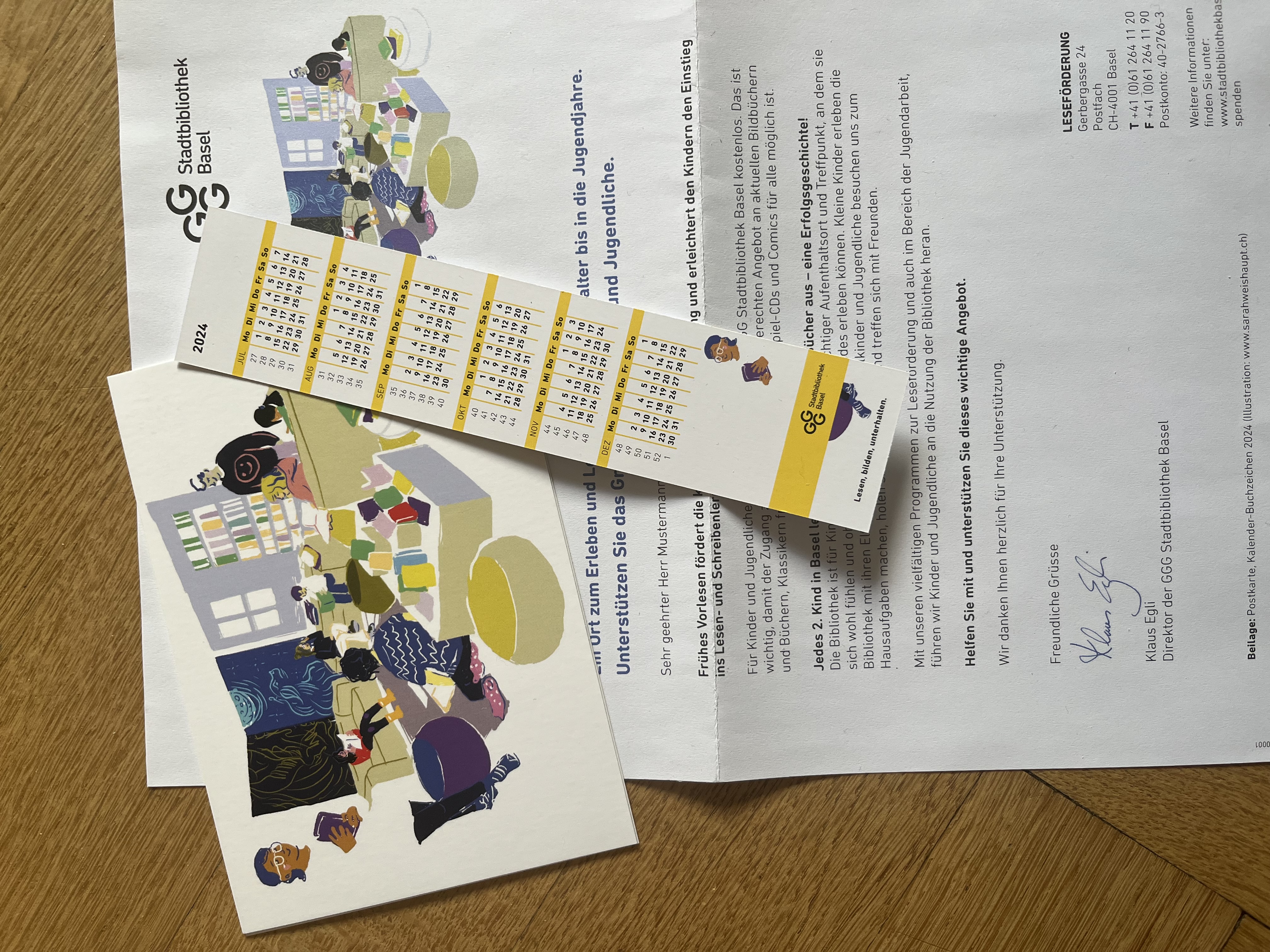 https://sarahweishaupt.ch/media/pages/home/visual-spendenmailing-ggg-stadtbibliothek-basel/013beb2c33-1702883514/img_7825.jpeg